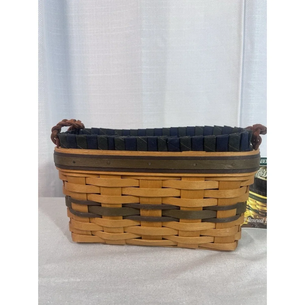 Longaberger Collectors Club 1997 Renewal Basket With Fabric and Clear Liners